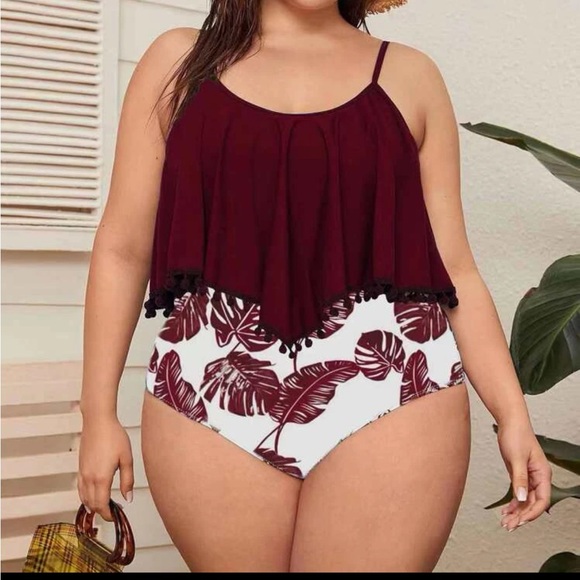 Swimsuit 2 Piece - Picture 1 of 7